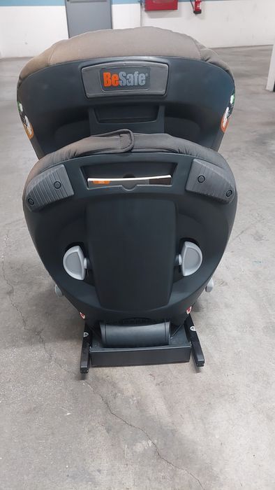 Cadeira criança auto BeSafe iZi Up com Isofix