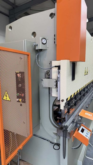 Prasa krawędziowa zaginarka giętarka krawędziarka SAFAN 110t x 3100mm