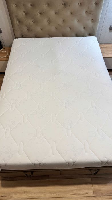 Materac 200 x 140 cm – idealny stan!