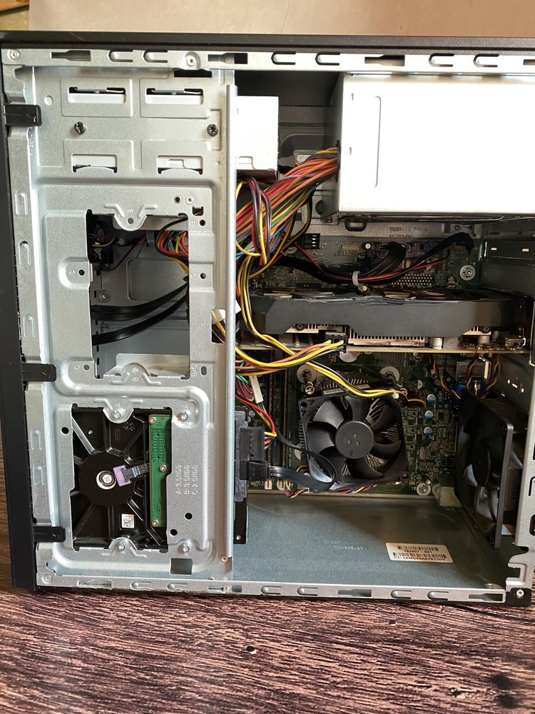Шустрый Игровой Настольный ПК/Озу-8гб/GTX-1050/Xeon-4ядра/ssd120