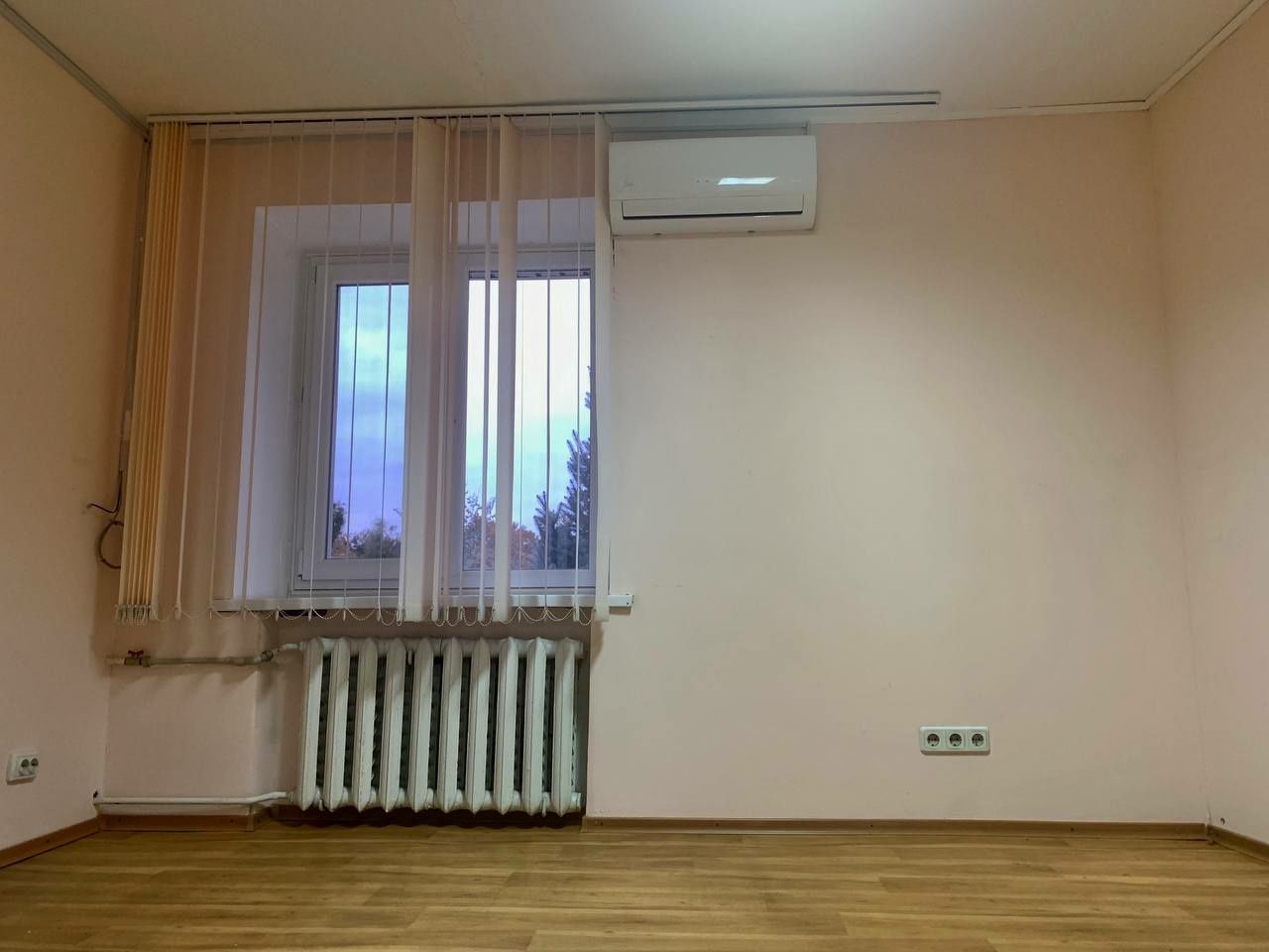 Сучасний офіс в центрі міста з усіма зручностями! Героїв АТО 81а, 98кв