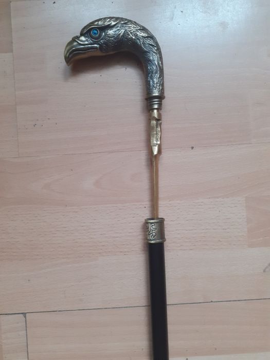 Laska spacerowa rękojeść głowa orła