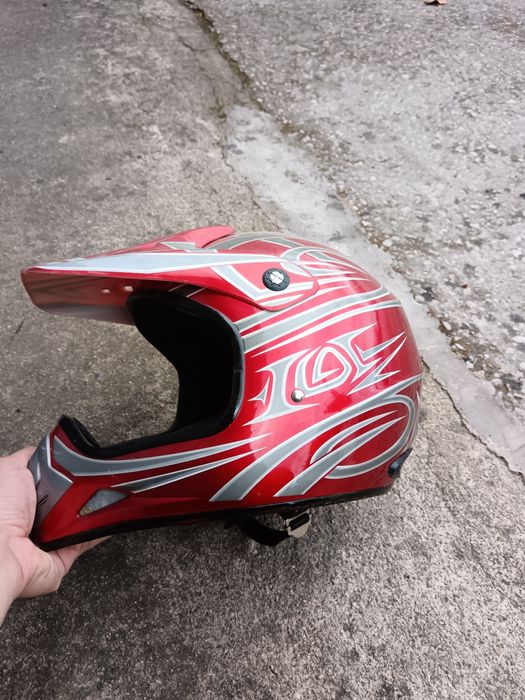 Capacetes AIROH AVIATOR, TWIST, RAZR