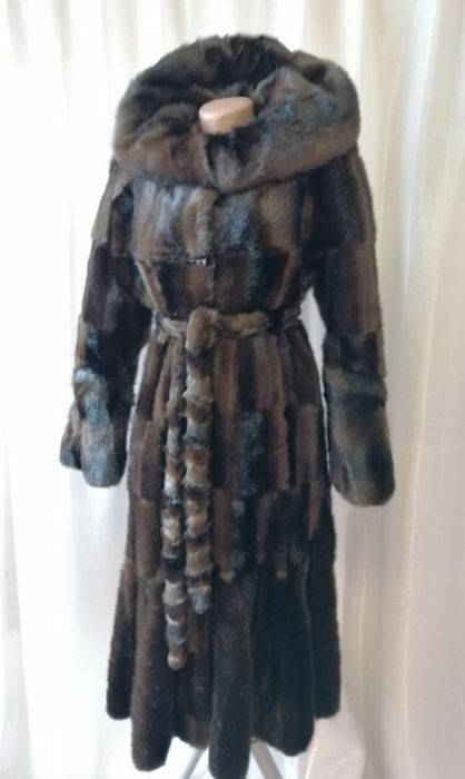 Продам шубу искусственную