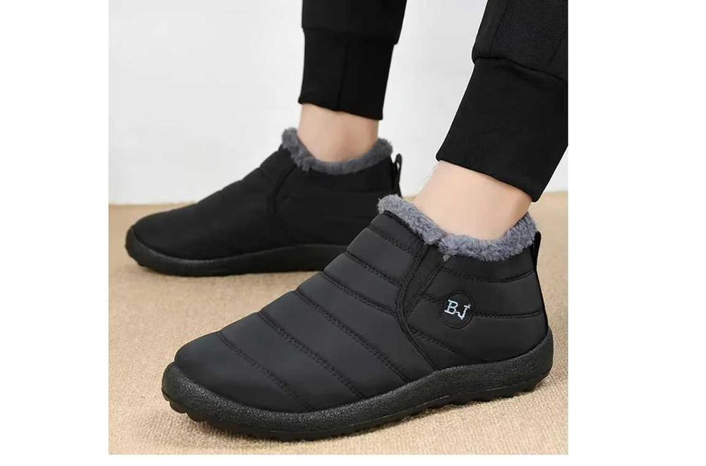 damskie buty zimowe ocieplane czarne nowe/42