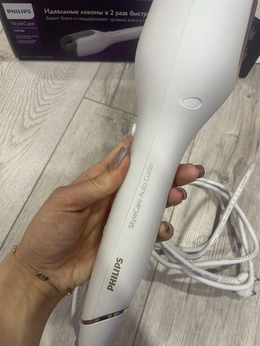 Lokówka Philips StyleCare BHB878