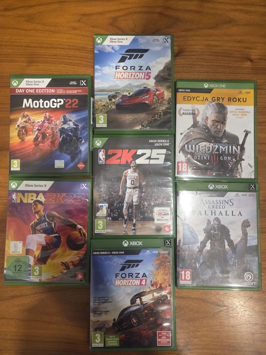 Xbox X Konsola do gier 1TB  słuchawki kierownica 2 pady