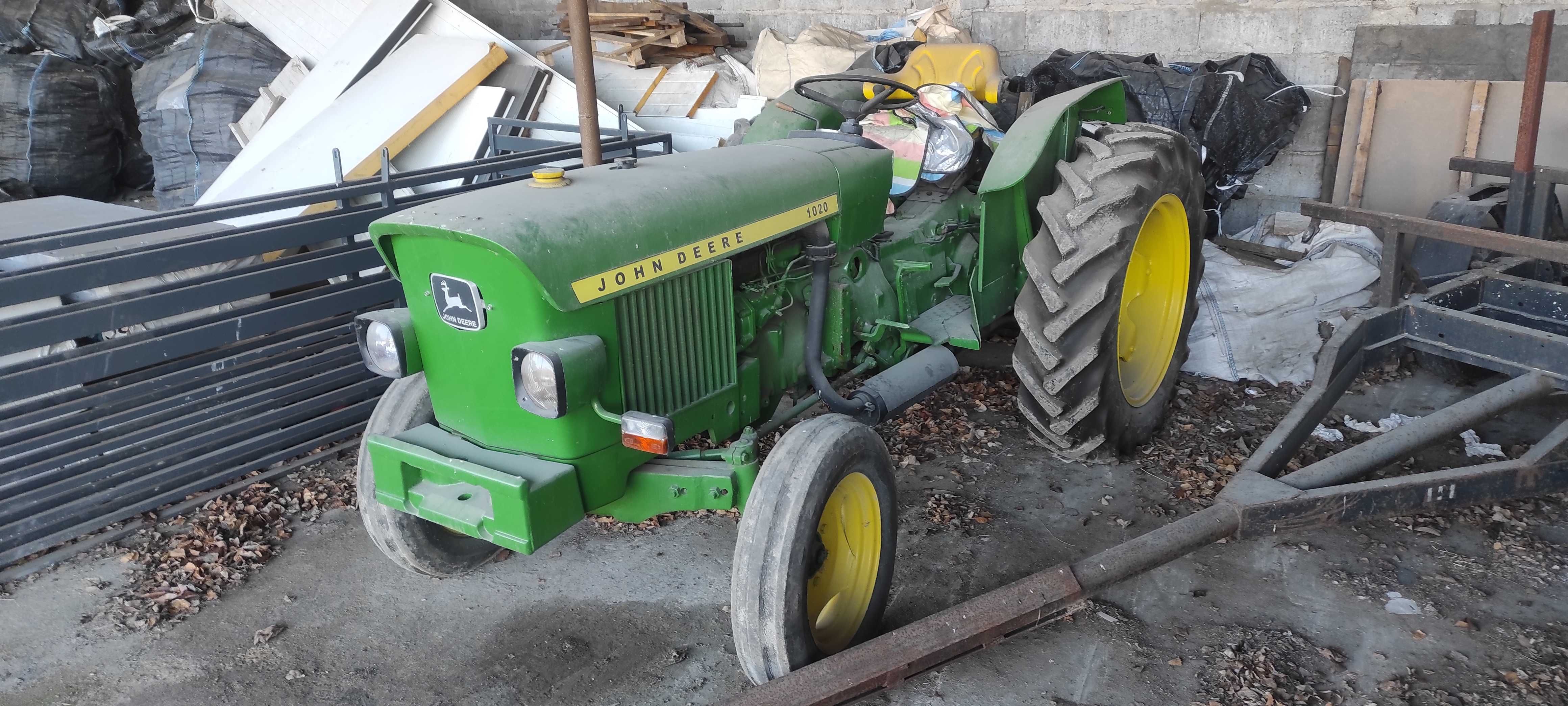 JOHN DEERE 1020 - 1976 R.