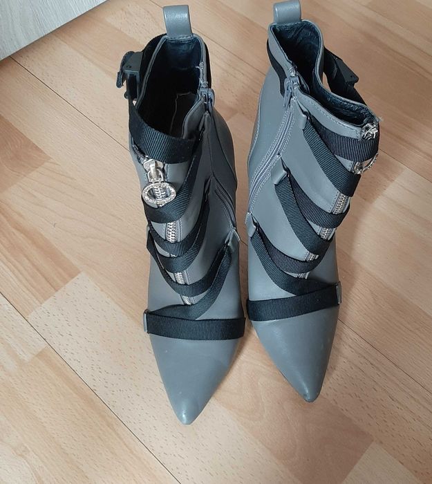 Botki KAZAR rozm. 40, szpilka