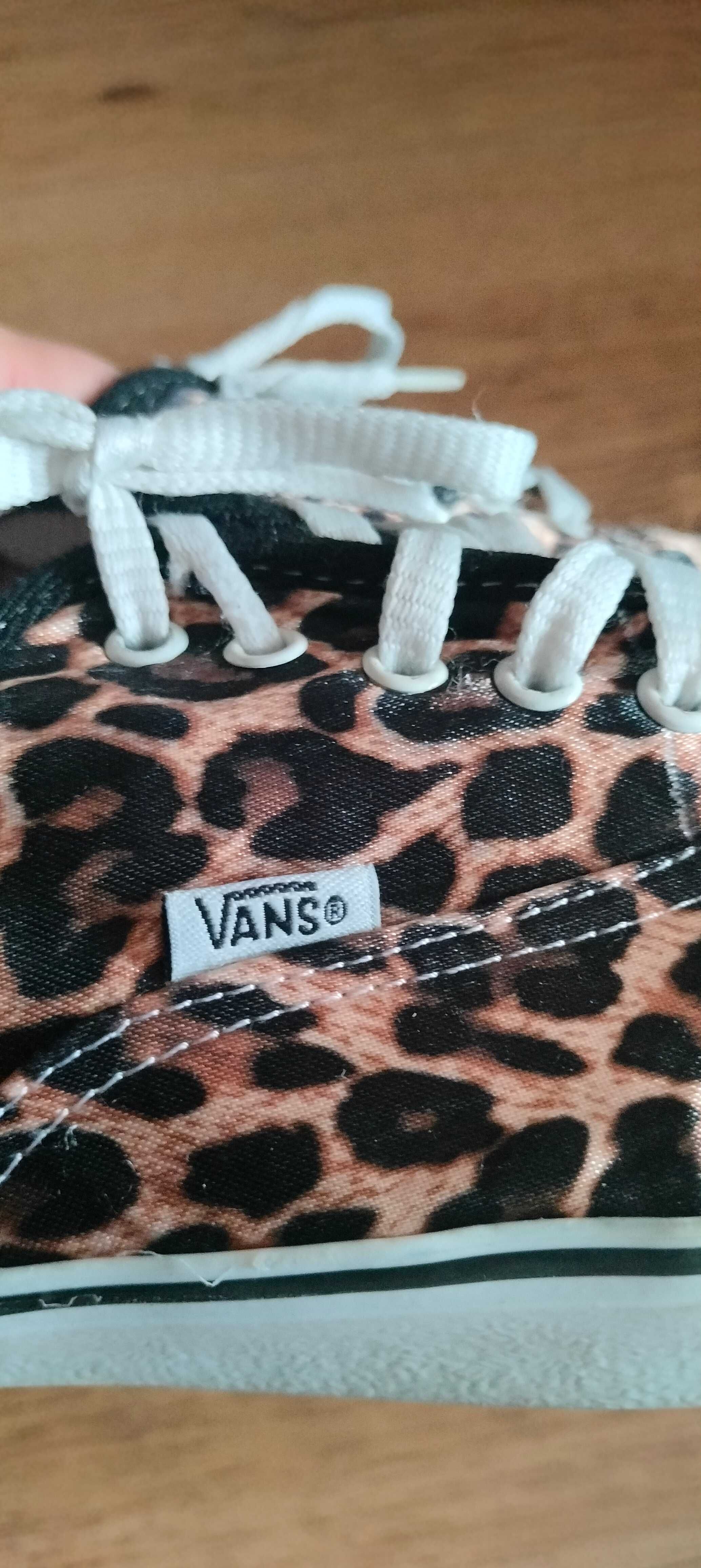 Tenisówki damskie Vans gepardzie cętki 40 25 cm