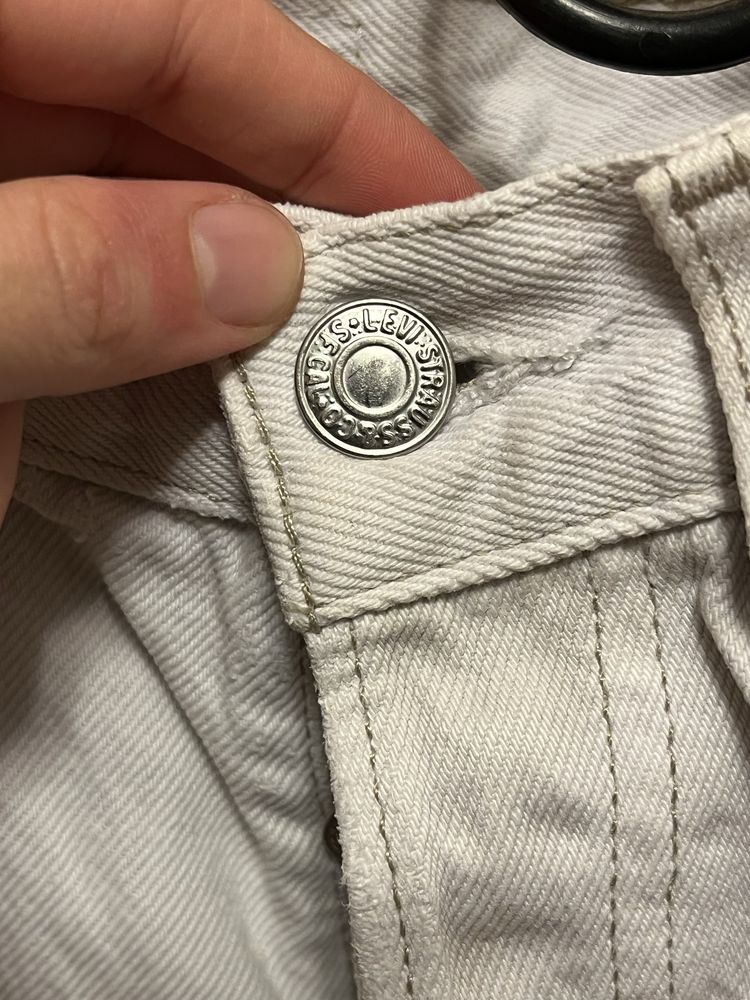 Шорти джинсові білі levis