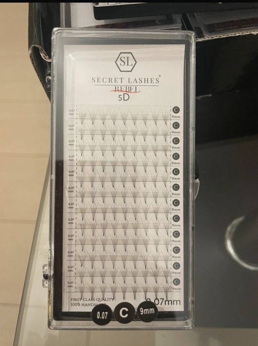 Rzęsy do przedłużania Secret Lashes Rebel 5D pełne opakowanie