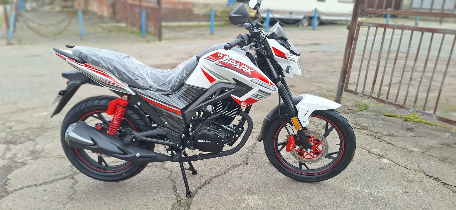 Мотоцикл SPARK SP 200 R