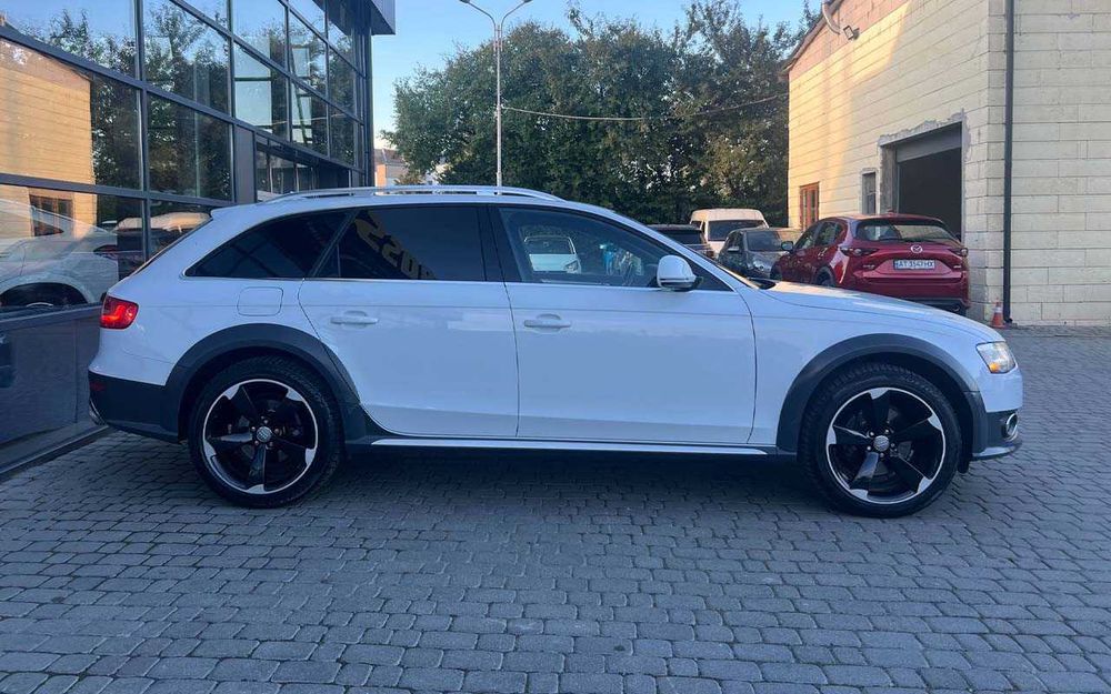 Audi A4 Allroad 2015