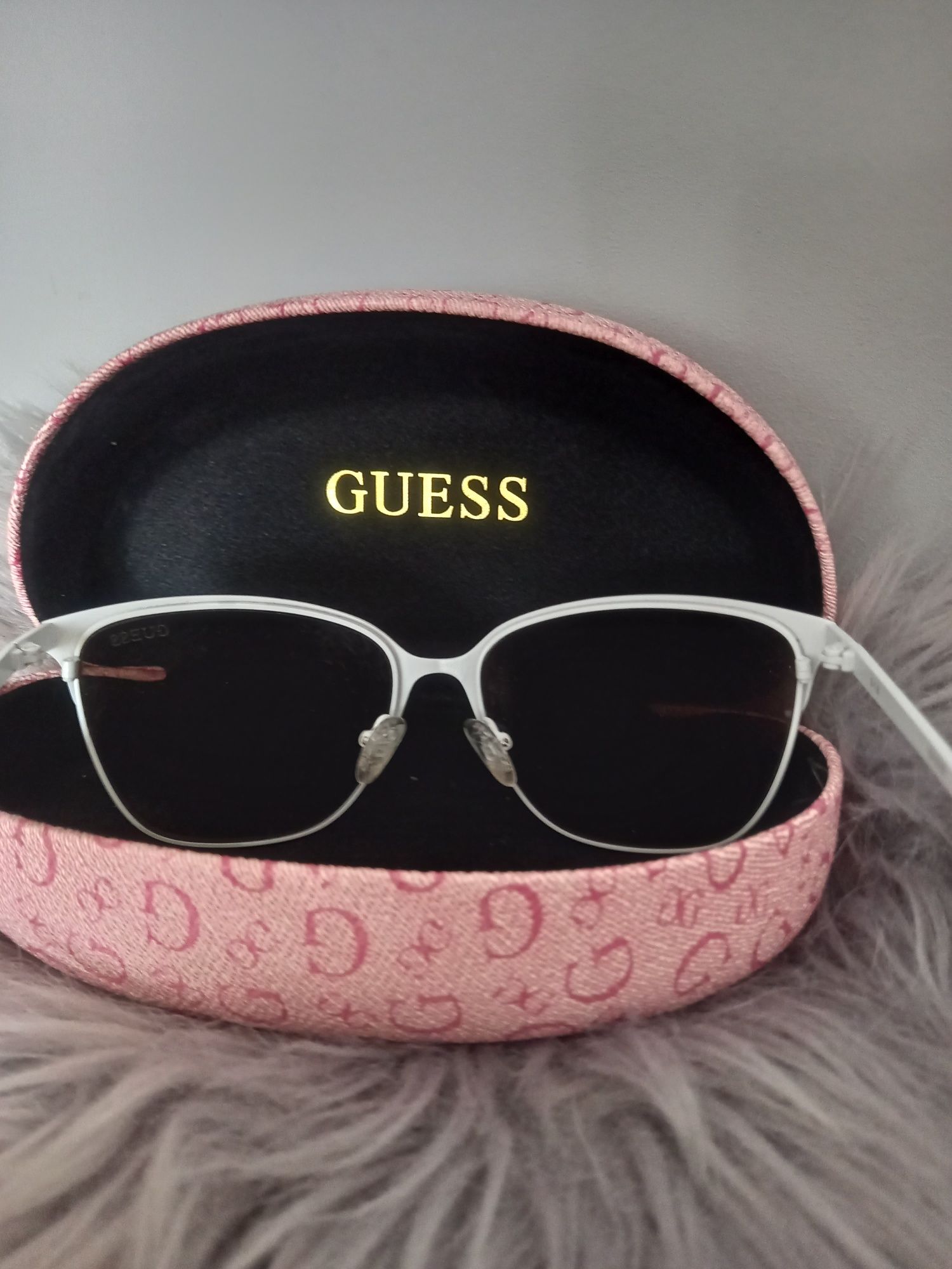 Okulary Guess  lustrzanki