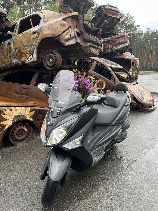 Скутер обмін на авто ,продажа  Sym gts 300 і 2013