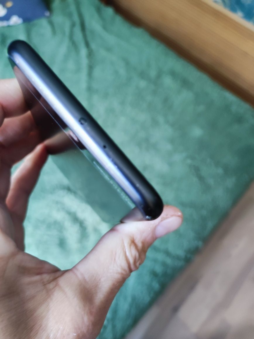 У продажу huawei p10plus 4/64