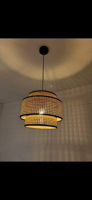 Candeeiro de Teto em Rattan – Estilo Natural | Excelente Estado