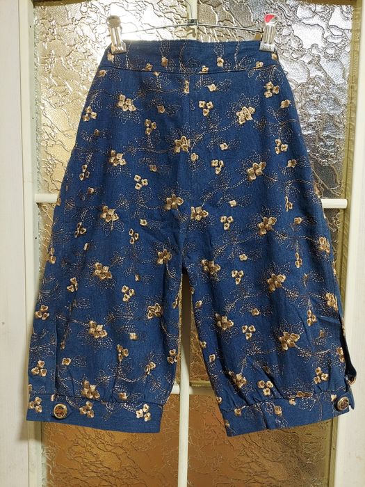 Удлинённые шорты, высокая посадка 44 размер