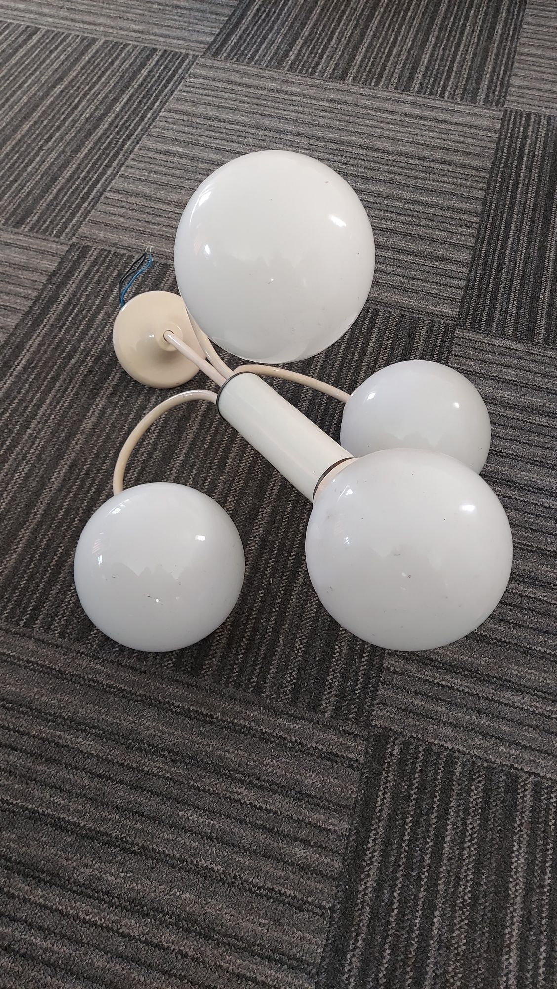 Lampa wisząca biała 4 kule