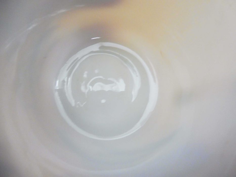 Serviço de café "casca de ovo"