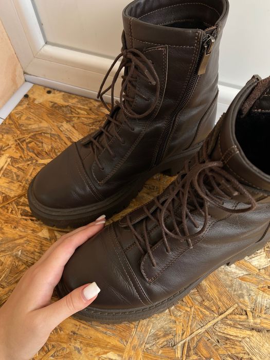 Шкіряне зимове жіноче взуття