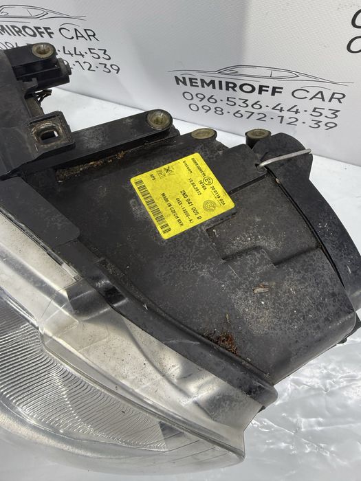 Фара ліва Volkswagen CADDY 3 2004-2010рік