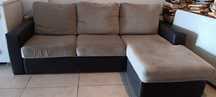 Sofá com chaise longe