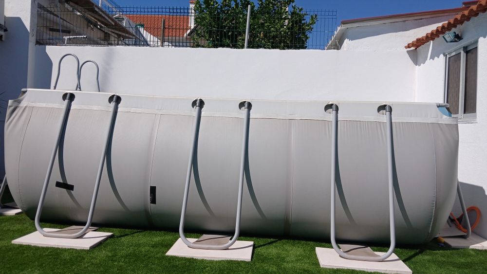 Piscina 4m por 2.2m altura 1.3m