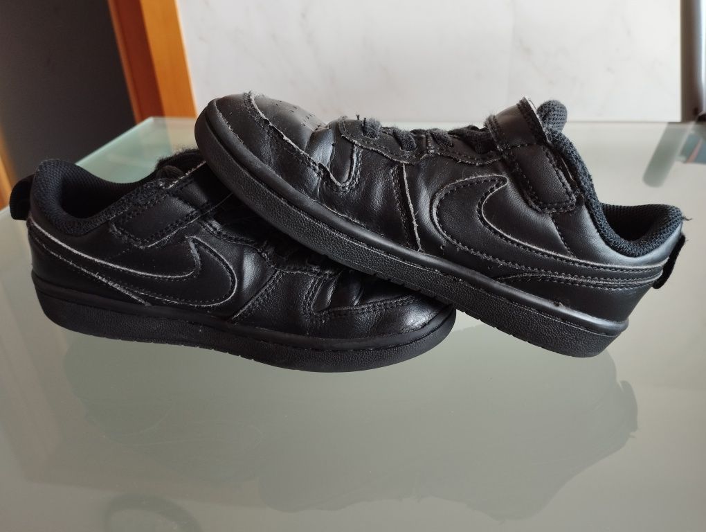 Sapatilhas menino Nike T30 usadas