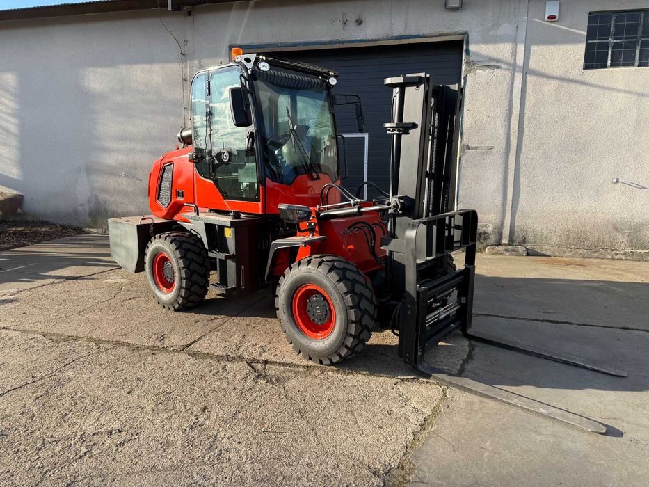 Wózek terenowy 4x4 – udźwig 3,5 t, Widlak DIESEL - Faktura VAT 23%