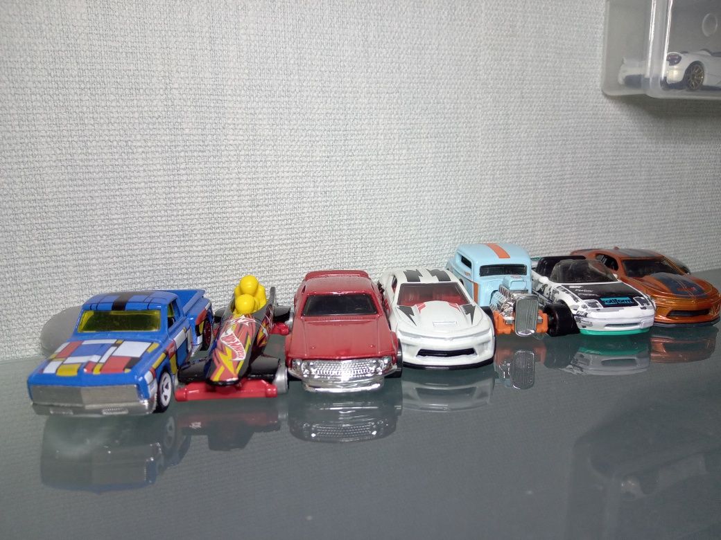 Розпак Hot Wheels Машинки, Ford, Mazda,  Toyota, Porsche