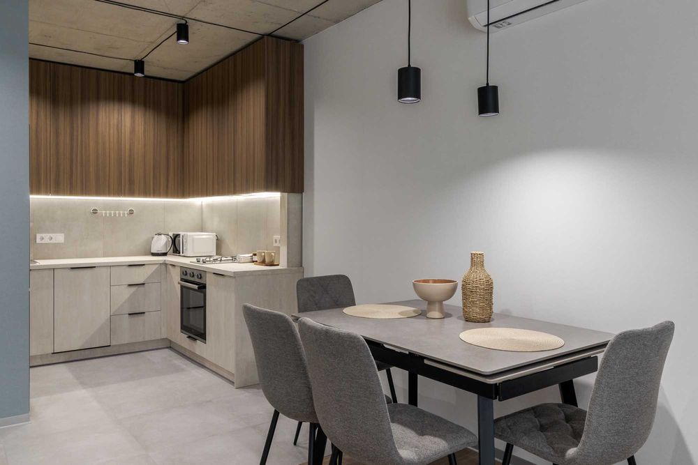 Квартира на 4 осіб. Довгострокова оренда