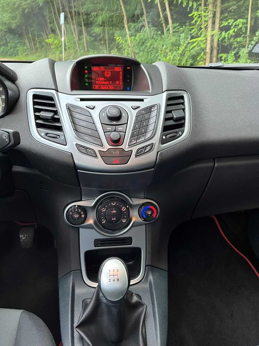 Ford Fiesta MK7 1.25 82KM nowe sprzęgło i rozrząd, podgrzewane fotele