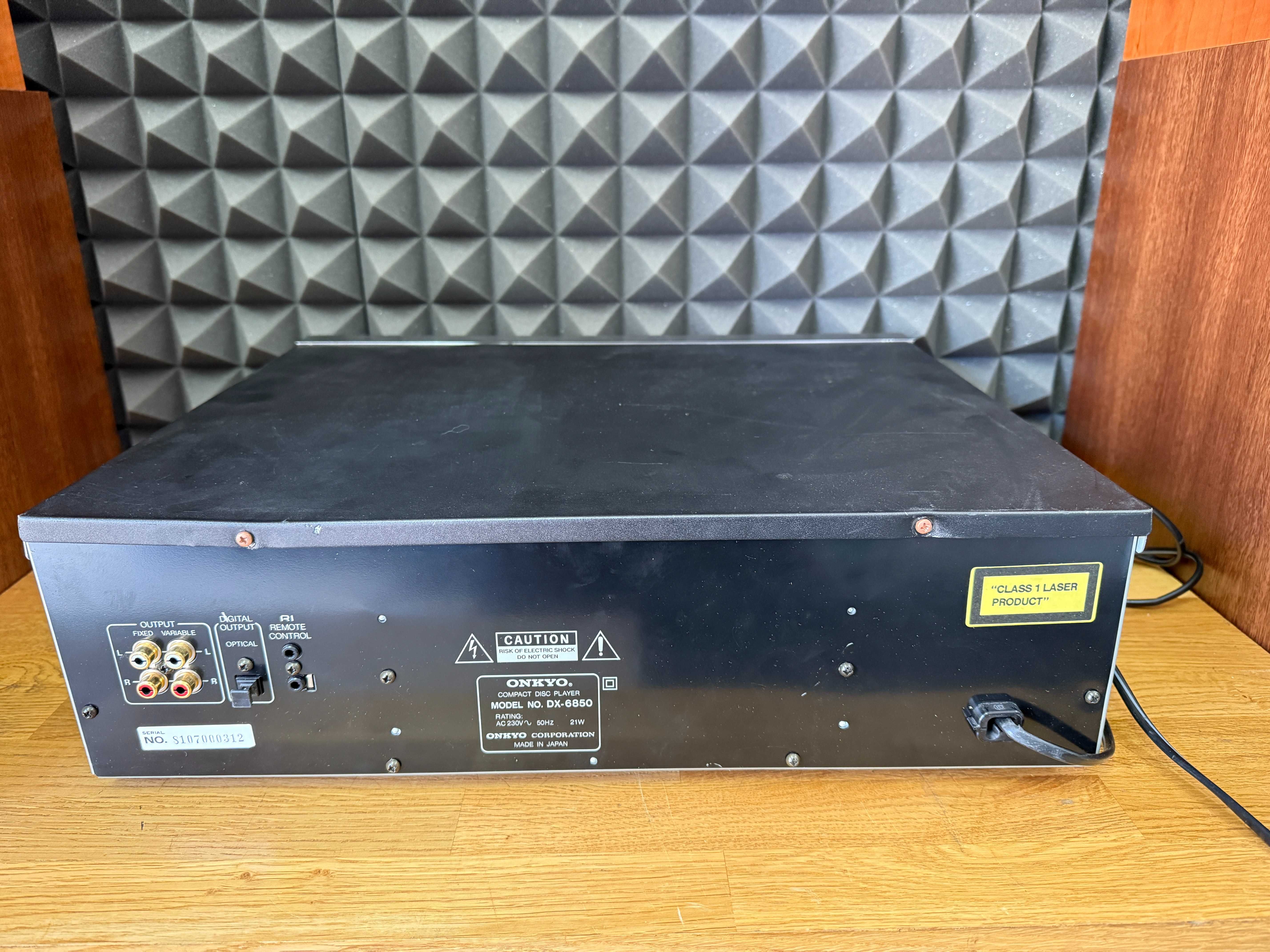 Odtwarzacz CD Onkyo INTEGRA DX-6850
