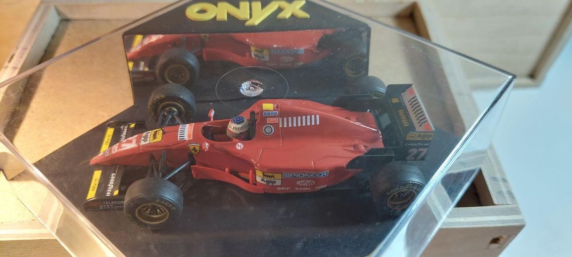 Ferrari 412 T2 "Jean Alesi" 1/43 Onyx | Miniatura Em Caixa