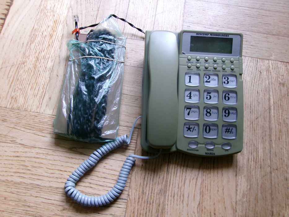 Telefon stacjonarny przewodowy Maria MT -512   z PRL