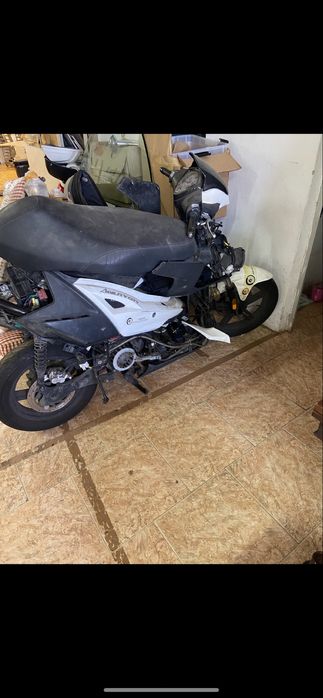 Vendo mota de 2016 desmontada