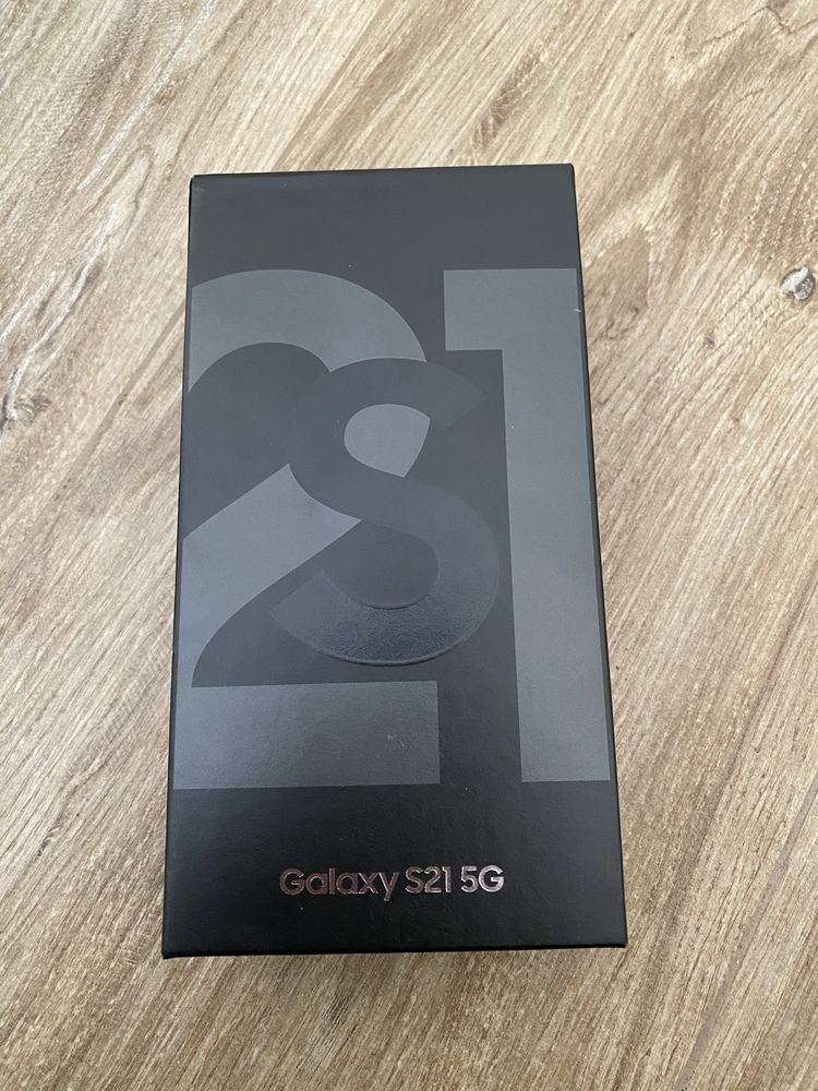 Galaxy S21 5G, 8 GB RAM