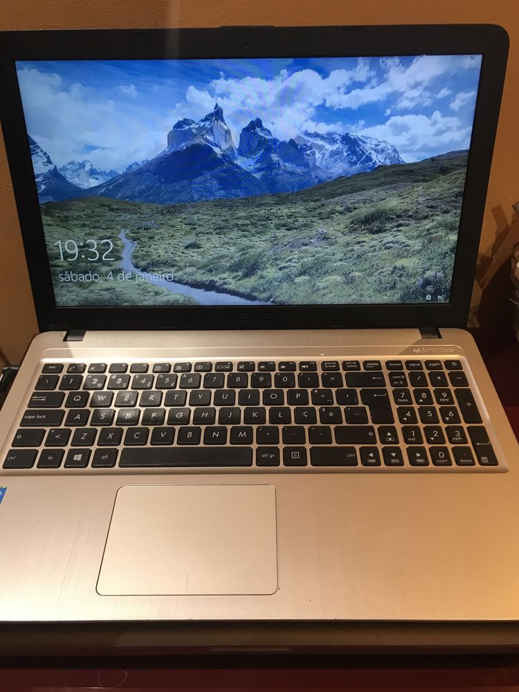 Portatil ASUS core i3