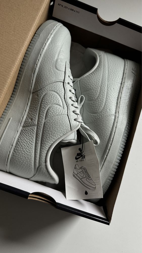 Nowe, nieuzwane Nike Air Force 1 '07 Pro Tech rozmiar 42 (26.5cm)