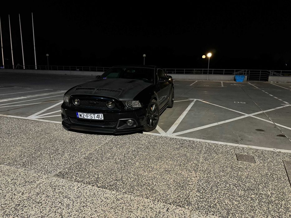 Maska Ford V generacja Mustang GT500 Cervini Duraflex
