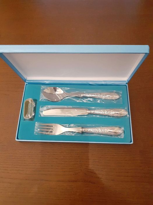 Talheres em prata (Novo/Selado)