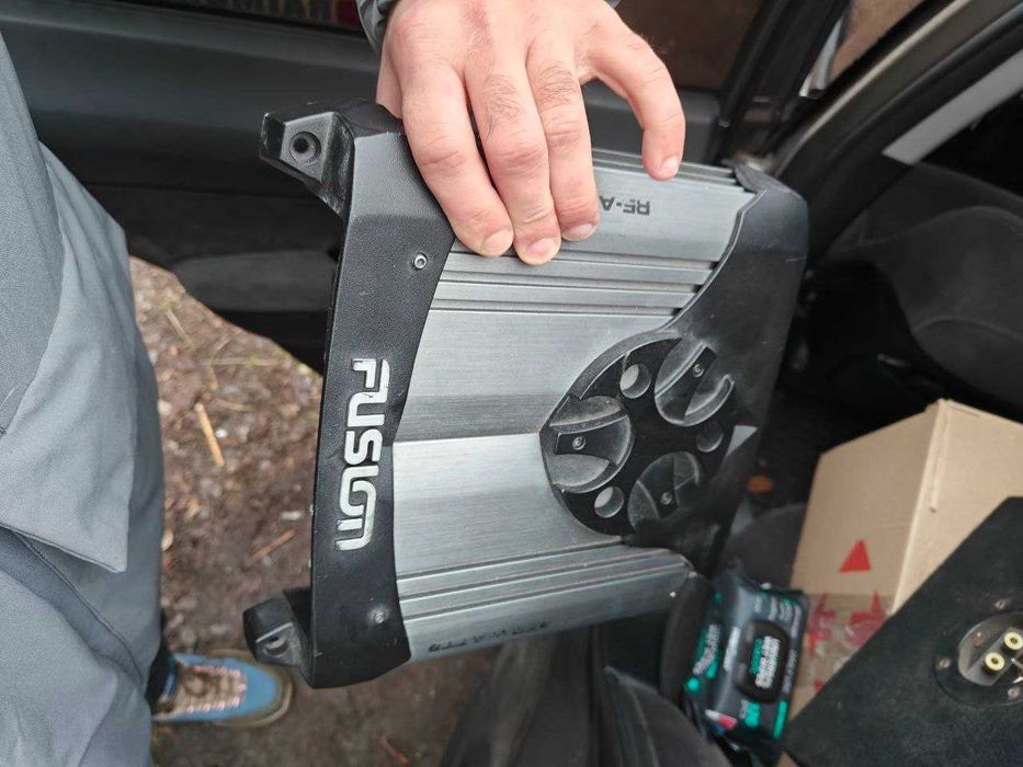 Усилитель FUSION RE-AM45020 450 WATT