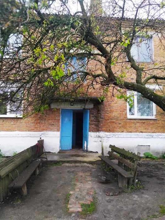 Продам 2 к.кв. с. Першотравневе Богодухівський район (404227)