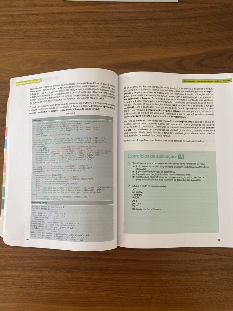 Código 12 - Aplicações informáticas B - 12