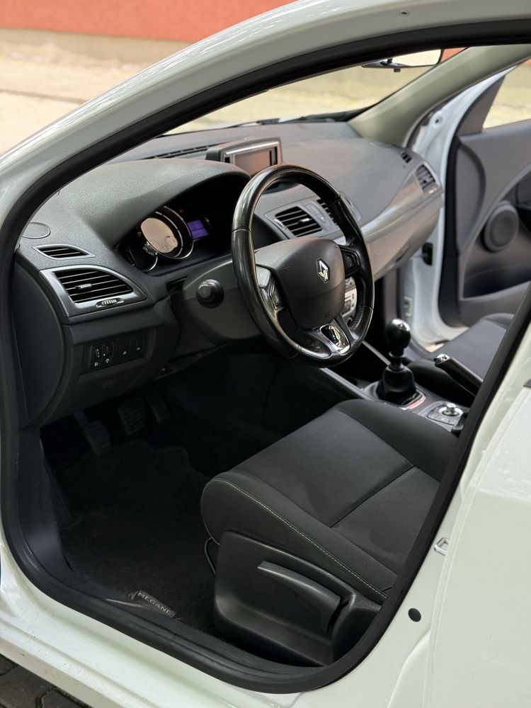 Renault Megane III kombi 1.5 dci 2013 rok