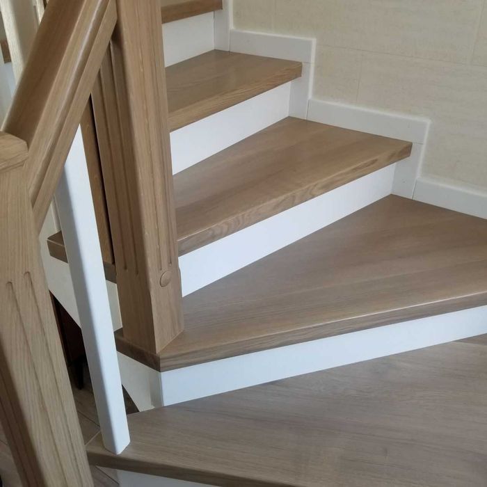 Сходи і комлектуючі з деревини, дуб, ясен, модрина