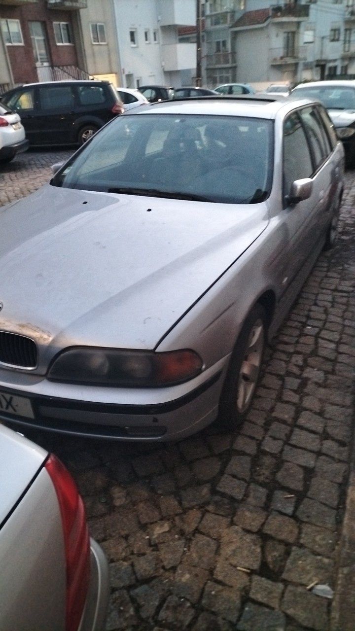 BMW e39 para peças.