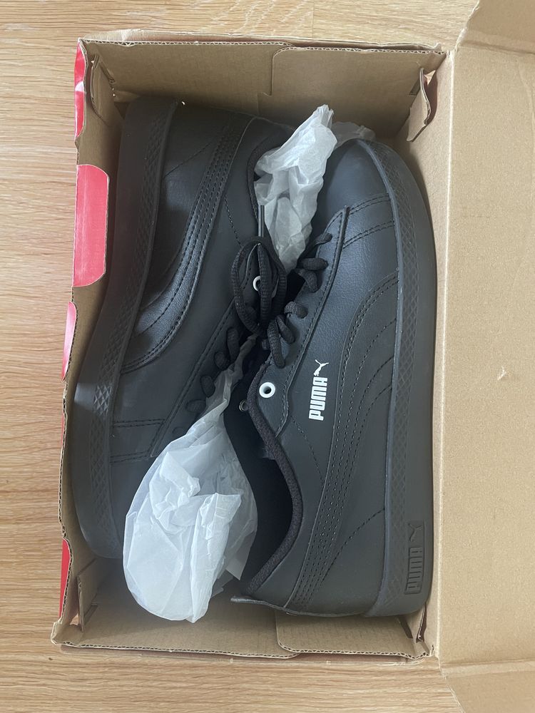 Nowe sneakersy, trampki PUMA czarne rozmiar 37,5